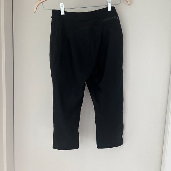 EUC Physiclo Pro Resistance Capris - Women's Small - Black - Picture 4 of 9